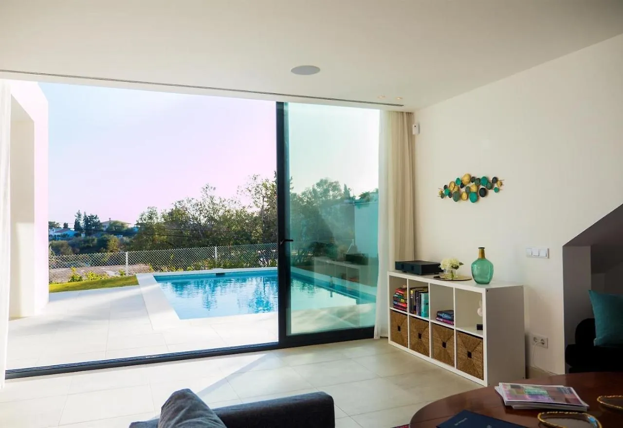 Oasis - Luxury Villa Benalmadena 0*,